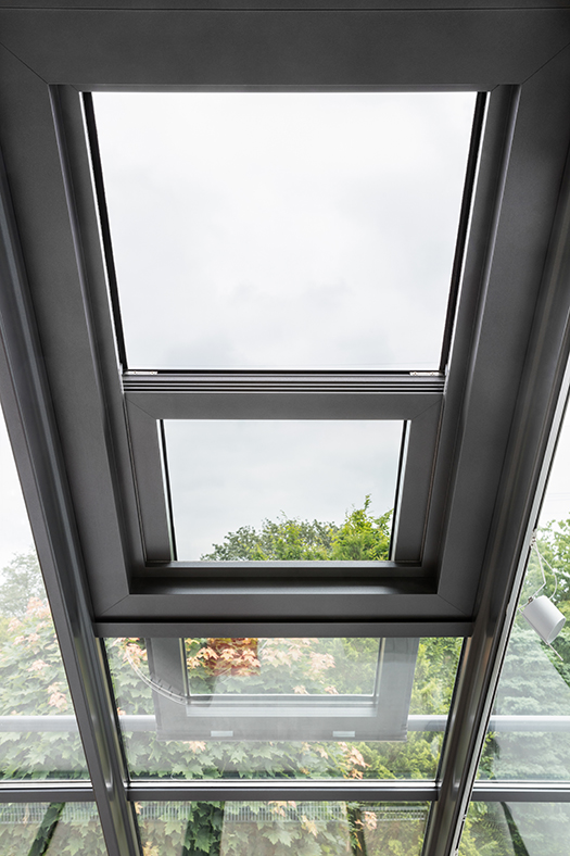 Dachfenster in einem Wintergarten